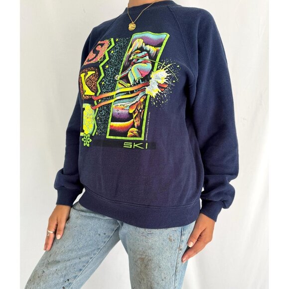 90s vintage navy blue outdoor winter sports skiing ski graphic pullover sweater - Picture 4 of 9